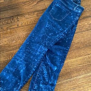 Acid wash jeggings